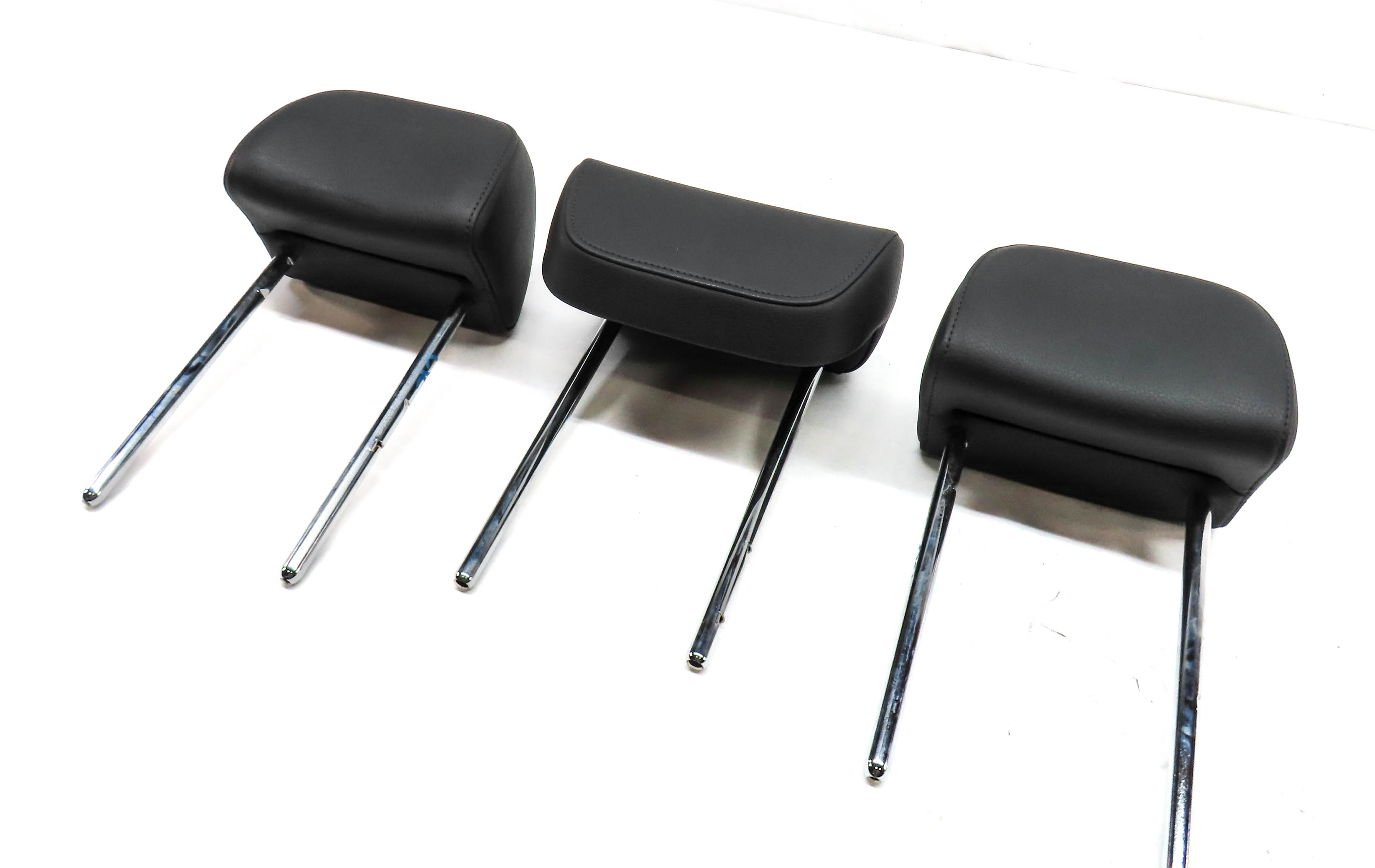 11-17 AUDI Q5 SQ5 (B8 8R) REAR LEFT RIGHT & CENTER HEADREST SET 3 (Black) — exact item pictured